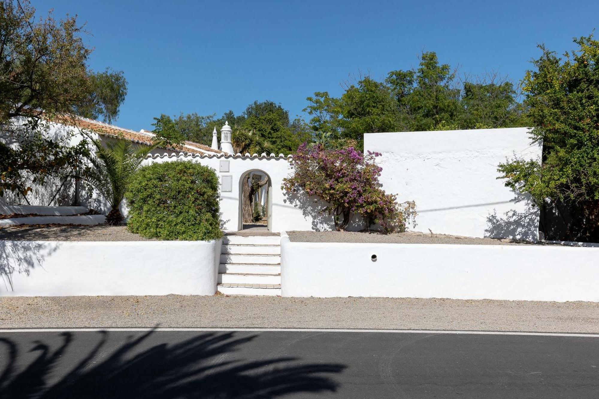 Amago Guesthouse Santa Bárbara de Nexe المظهر الخارجي الصورة